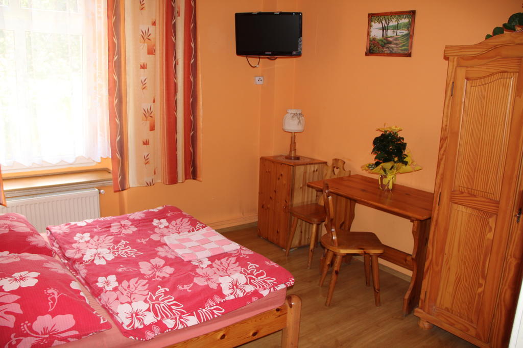 Willa Podzamcze Zabkowice Slaskie Zimmer foto